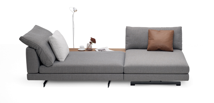 Freistellerbild von grauem Sofa von Weibelweibel.