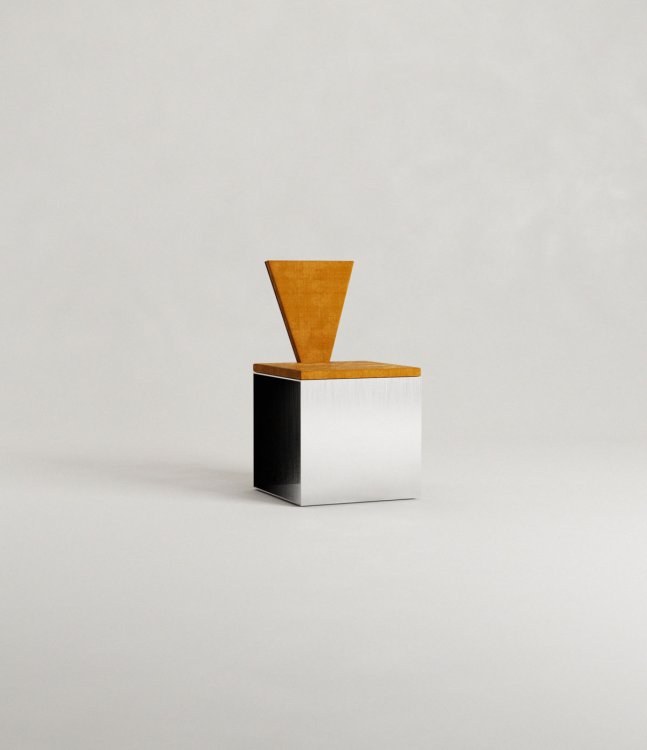 Zeitgenössischer Stuhl mit skulpturaler Form in Metal.