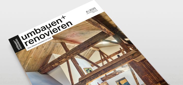 Umbauen und Renovieren Heft schräg auf grauer Oberfläche